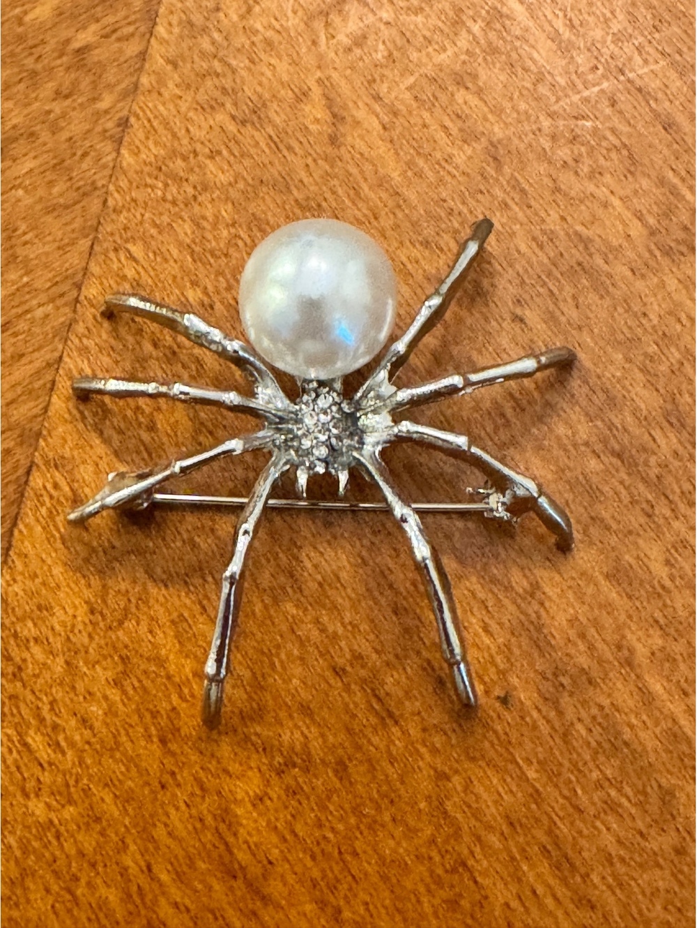 Silver tone Spider Brooch with Pearl and Rhinestones 641